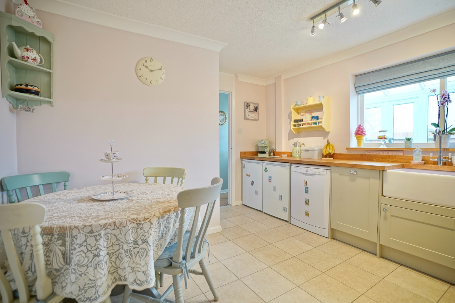 3 bed terraced house for sale in Drings Close, Cambridge 7