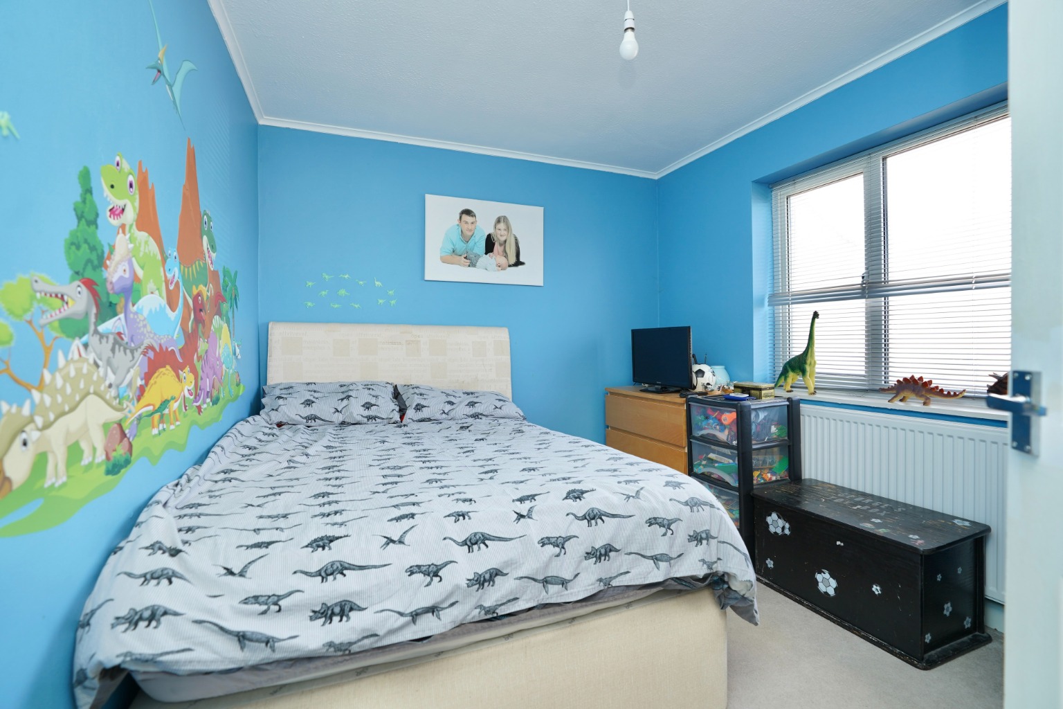 2 bed end of terrace house for sale in Surrey Road, Huntingdon 5