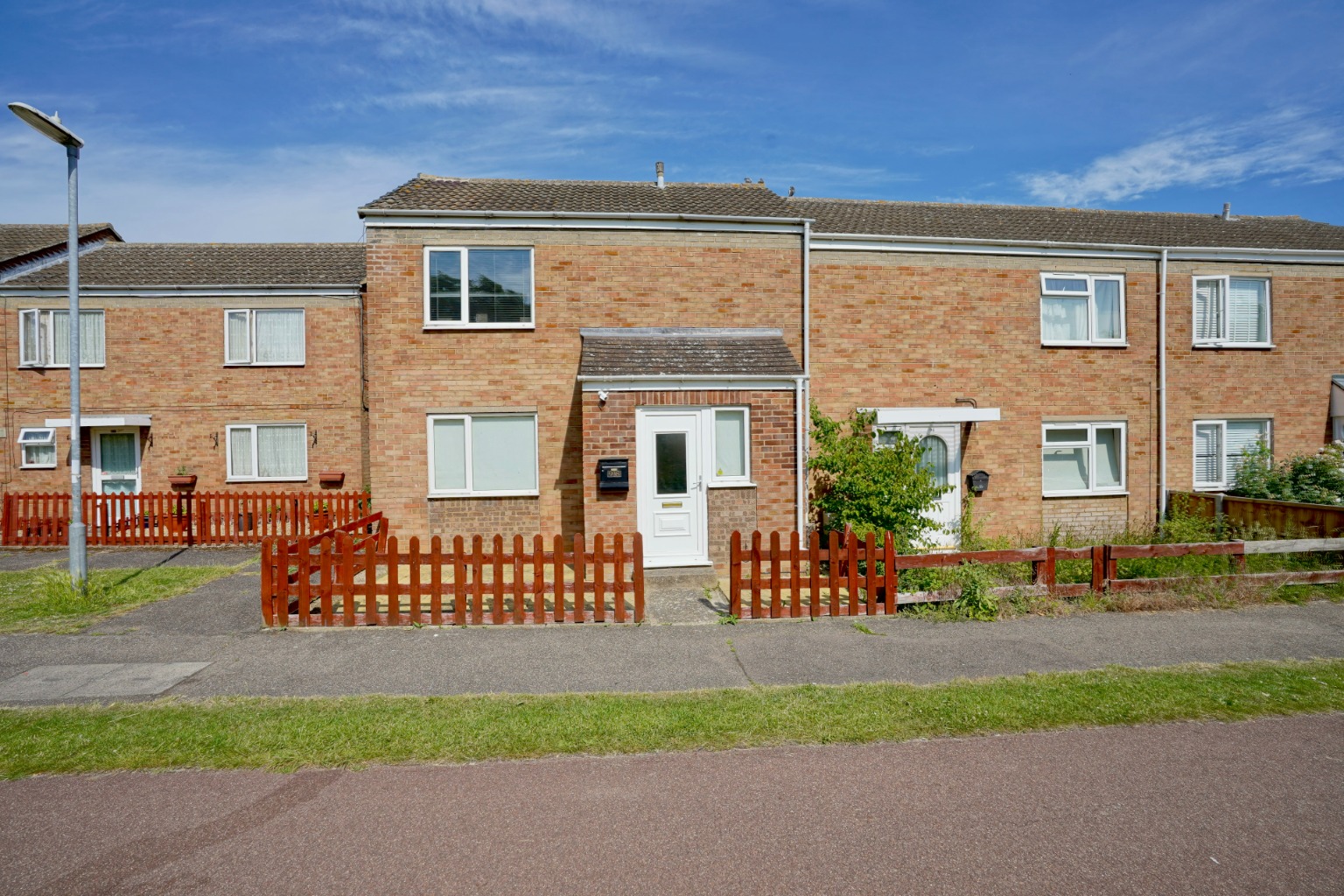 2 bed end of terrace house for sale in Surrey Road, Huntingdon 8