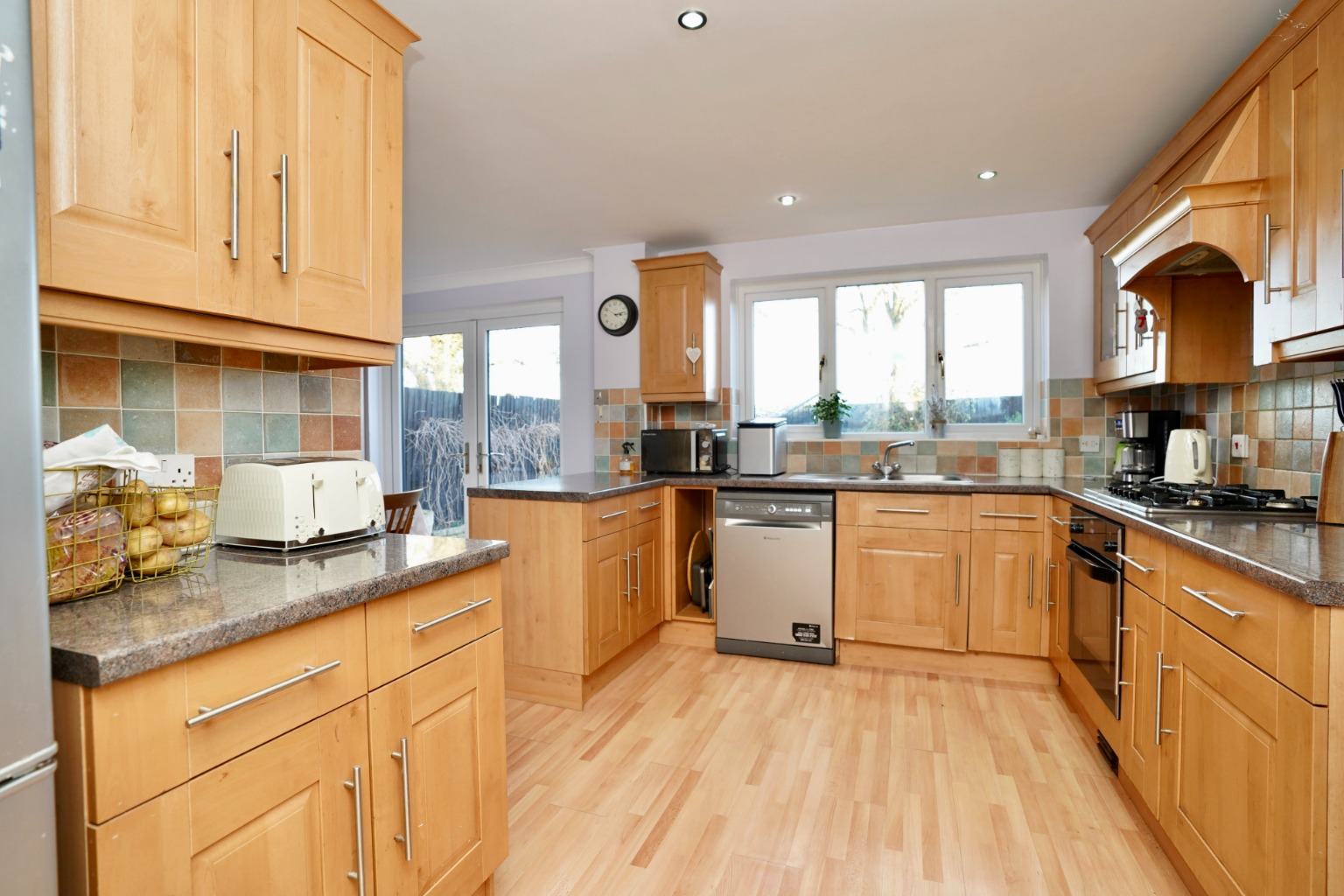 4 bed detached house for sale in Lancaster Close, Huntingdon  - Property Image 5