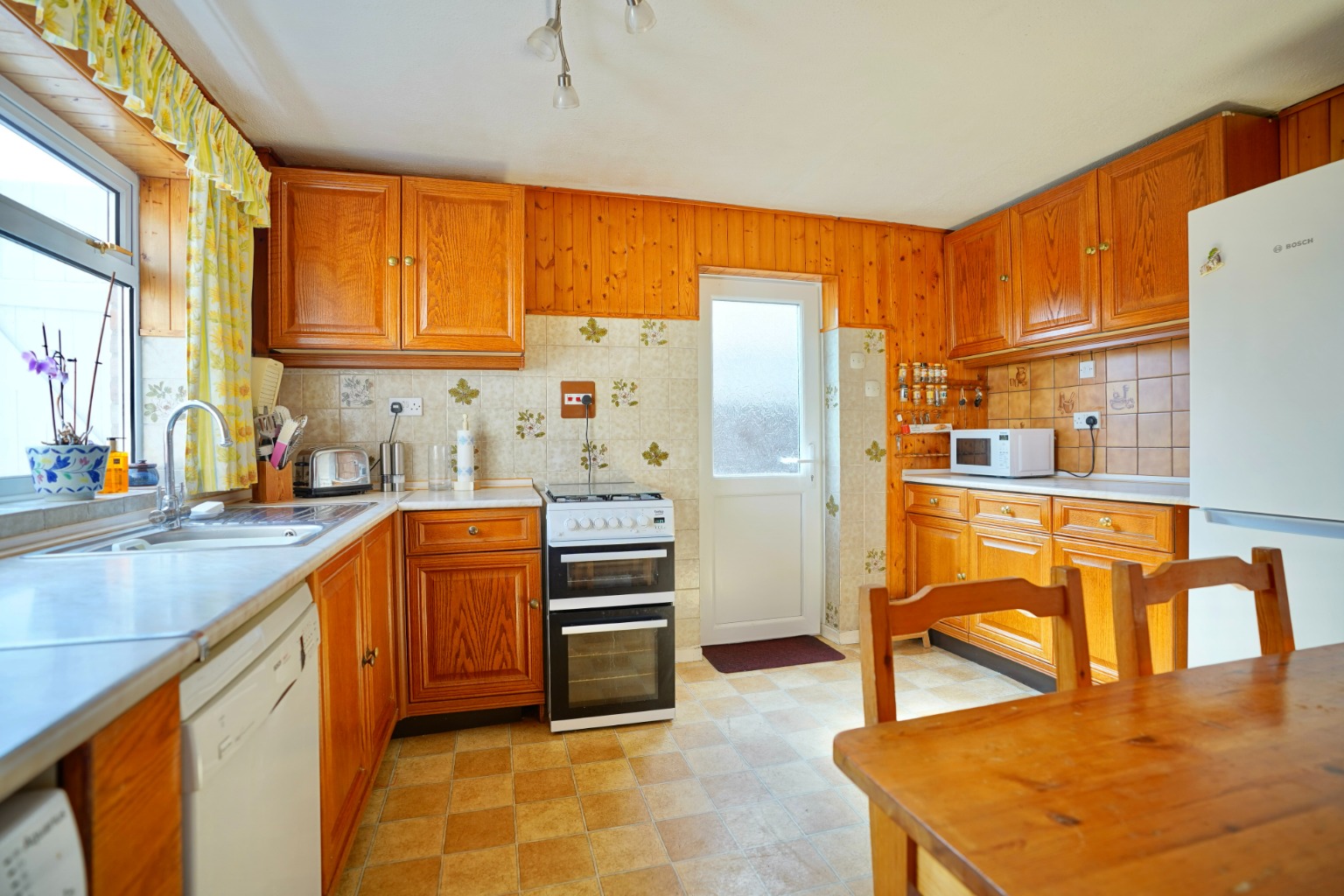 3 bed detached house for sale in Kiln Close, St. Ives 6