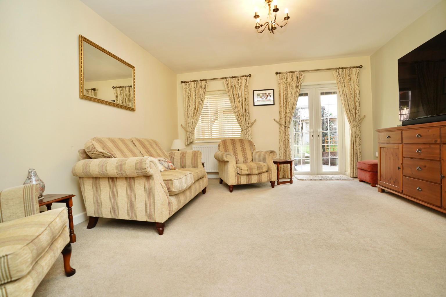 3 bed semi-detached house for sale in Green Leys, St. Ives 5