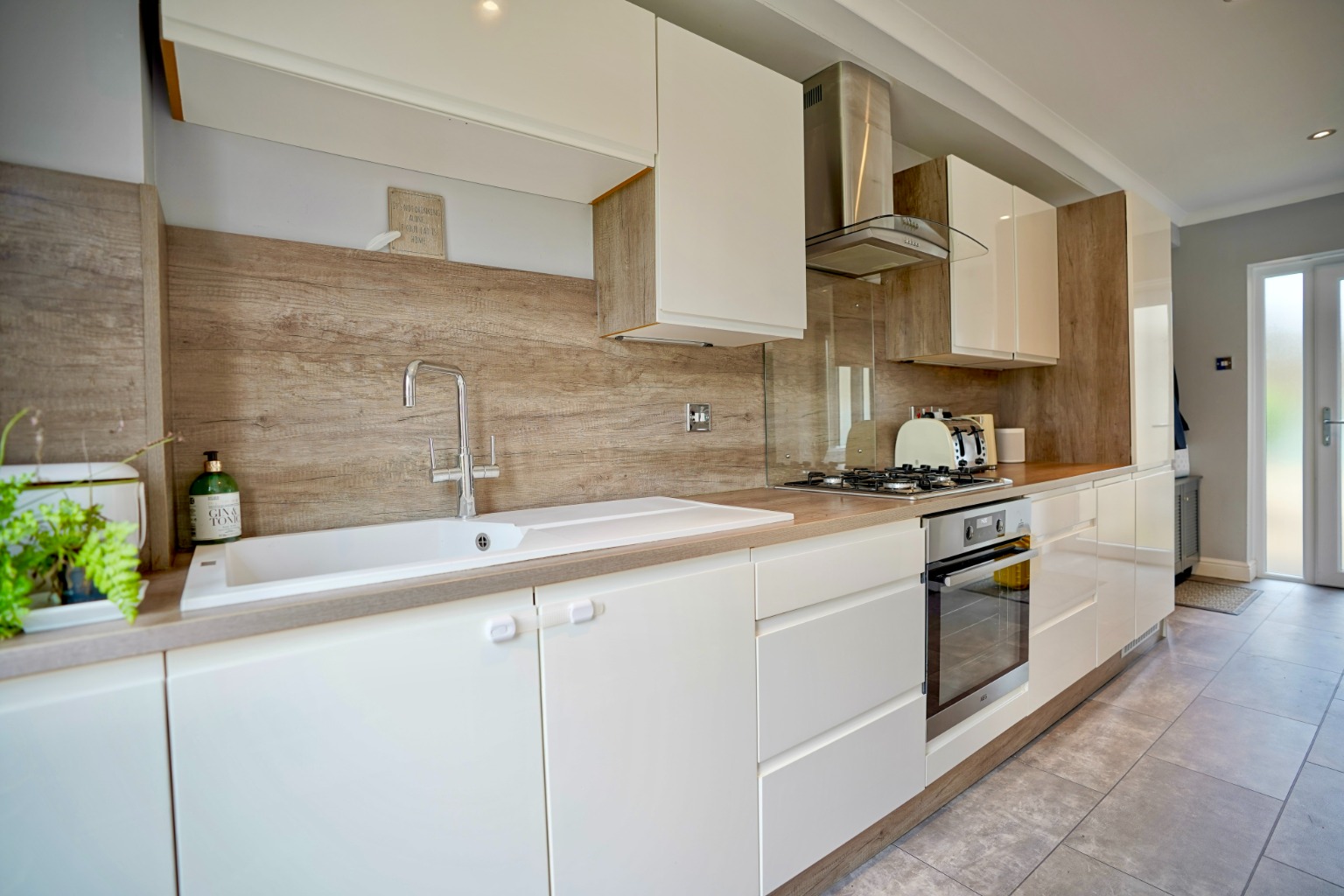 3 bed semi-detached house for sale in Cambridge Road, Huntingdon 6