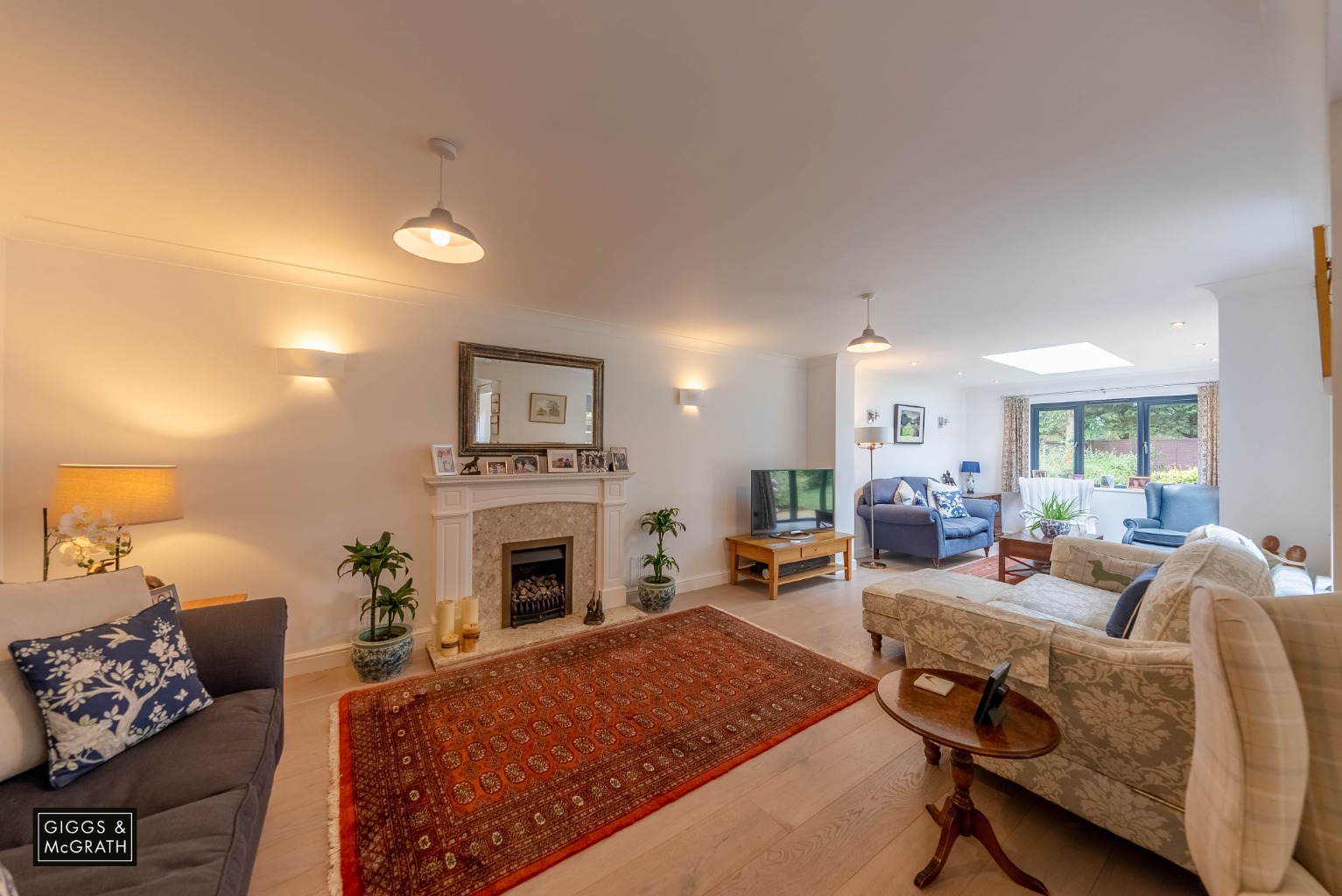 5 bed detached house for sale in Laxton Grange, Huntingdon 2