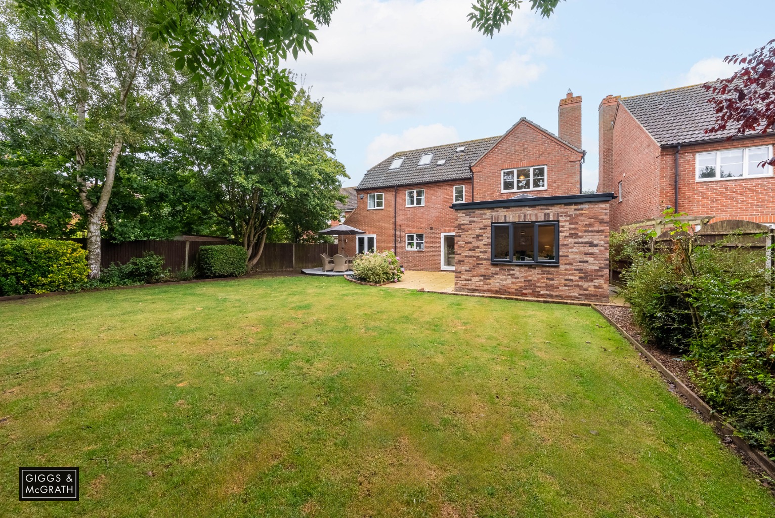 5 bed detached house for sale in Laxton Grange, Huntingdon - Property Image 1