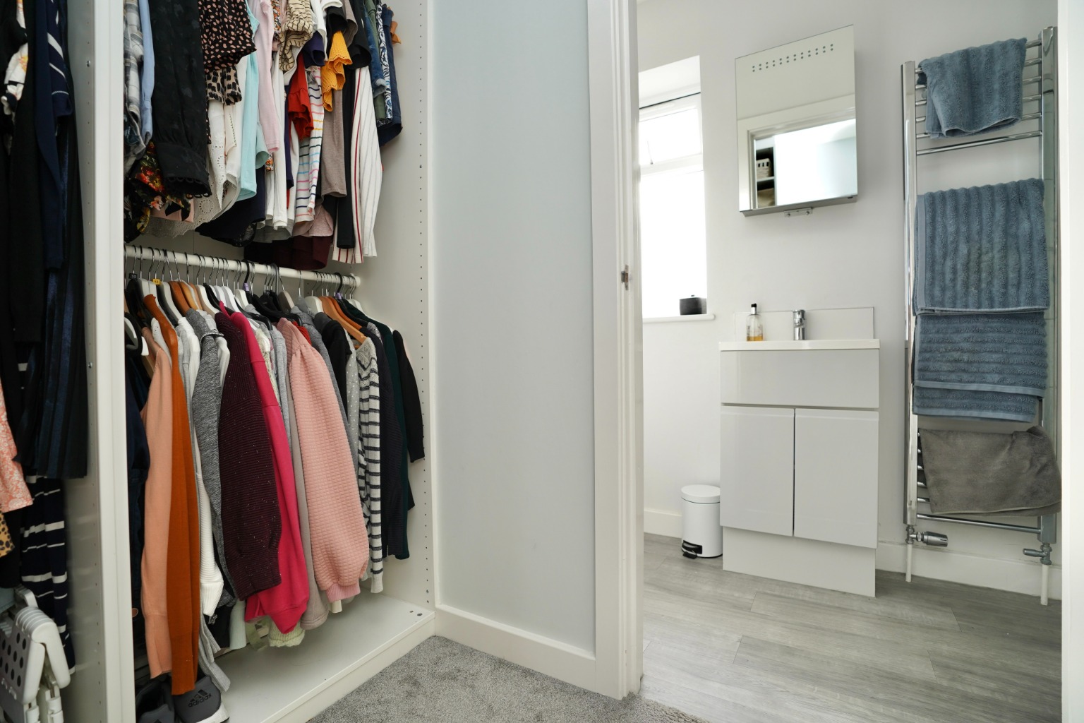 5 bed detached house for sale in Bramley Grove, Huntingdon 12