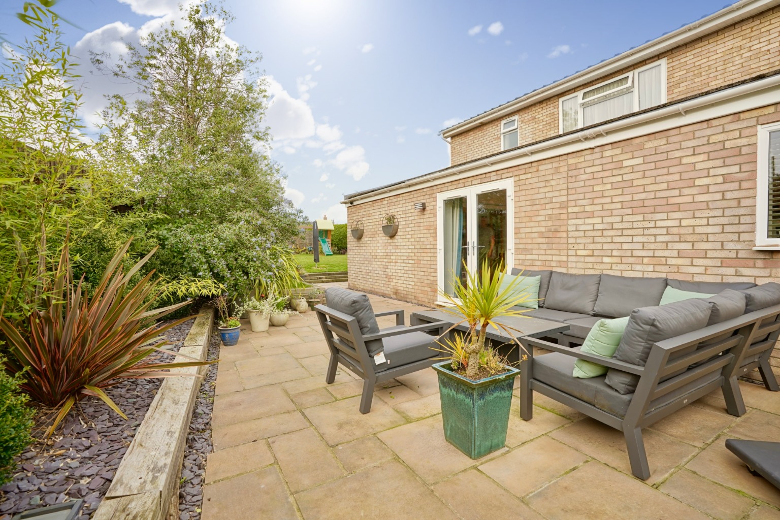 5 bed detached house for sale in Bramley Grove, Huntingdon 19