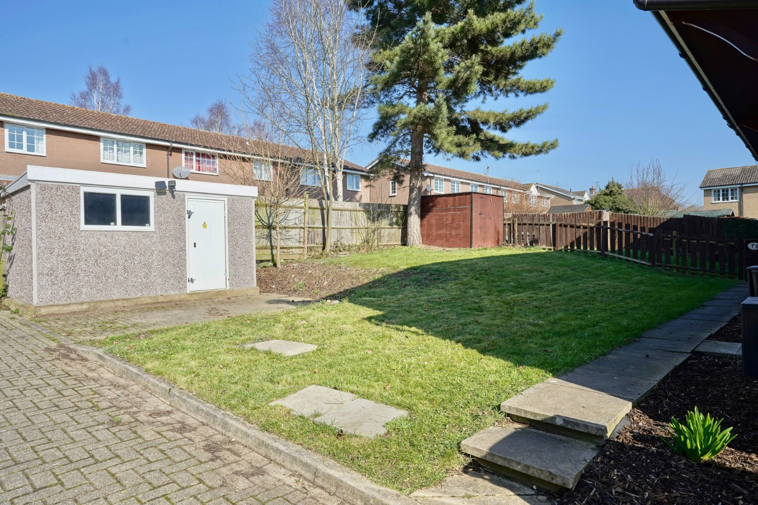 2 bed end of terrace house for sale in Woodbrook Close, Cambridge  - Property Image 4