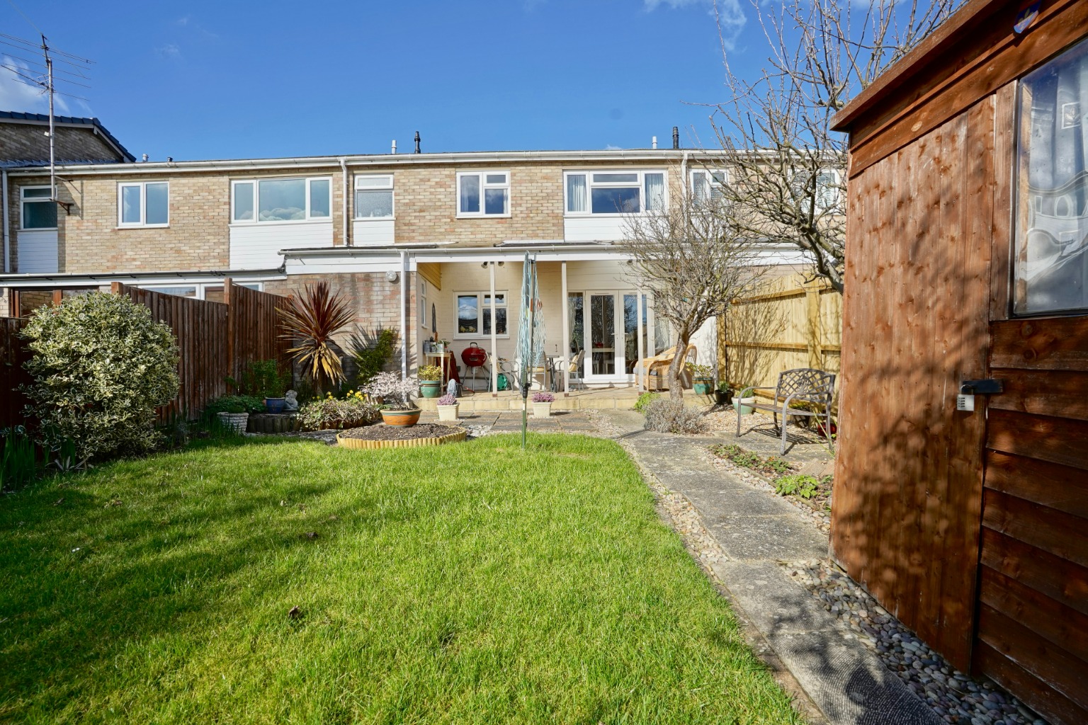 4 bed terraced house for sale in Burns Way, St. Ives  - Property Image 2