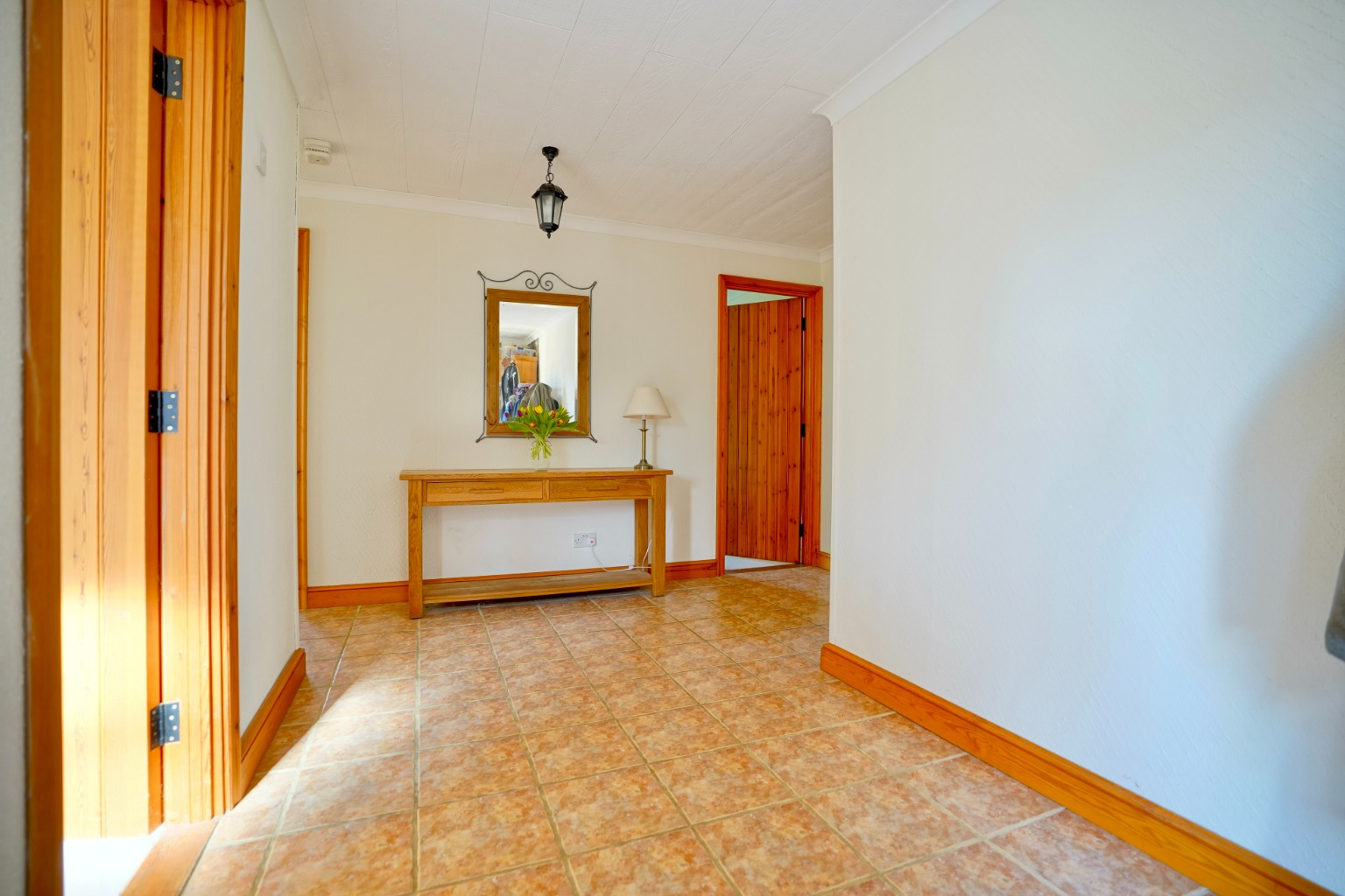 3 bed detached bungalow for sale in Church Lane, Huntingdon 8