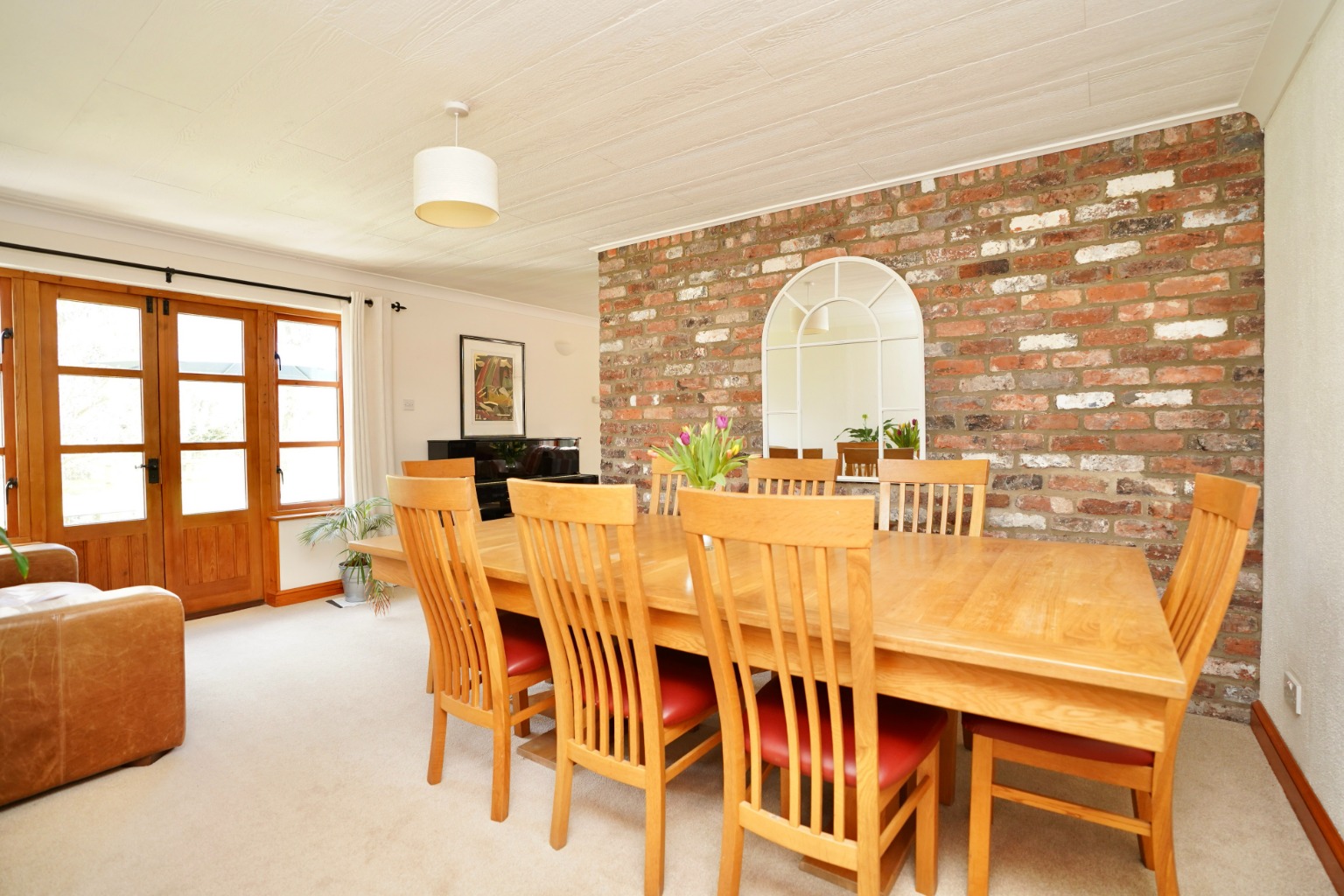 3 bed detached bungalow for sale in Church Lane, Huntingdon 7