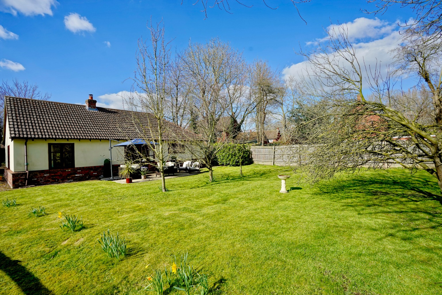 3 bed detached bungalow for sale in Church Lane, Huntingdon 3