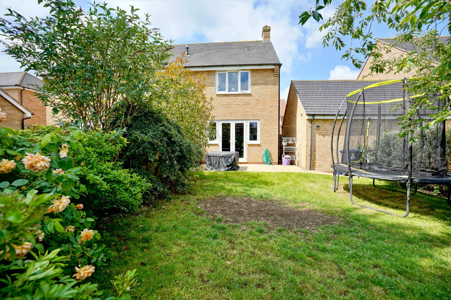2 bed end of terrace house for sale in Windmill Place, Cambridge 11