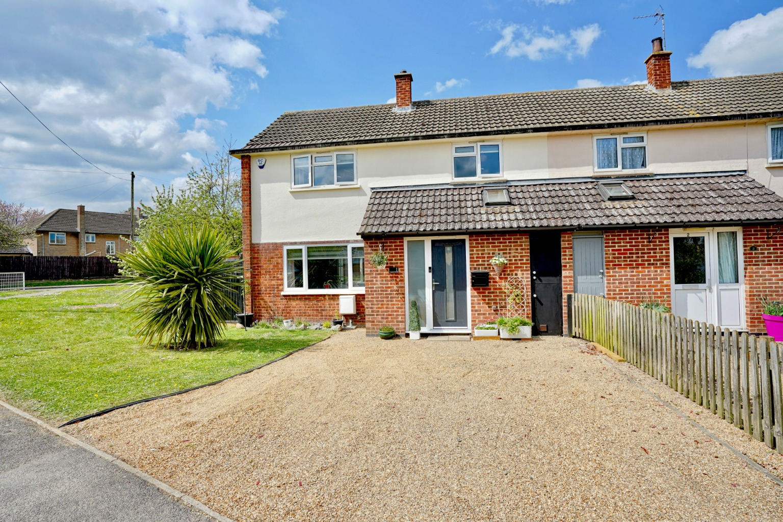 3 bed end of terrace house for sale in Bedford Avenue, Huntingdon 0