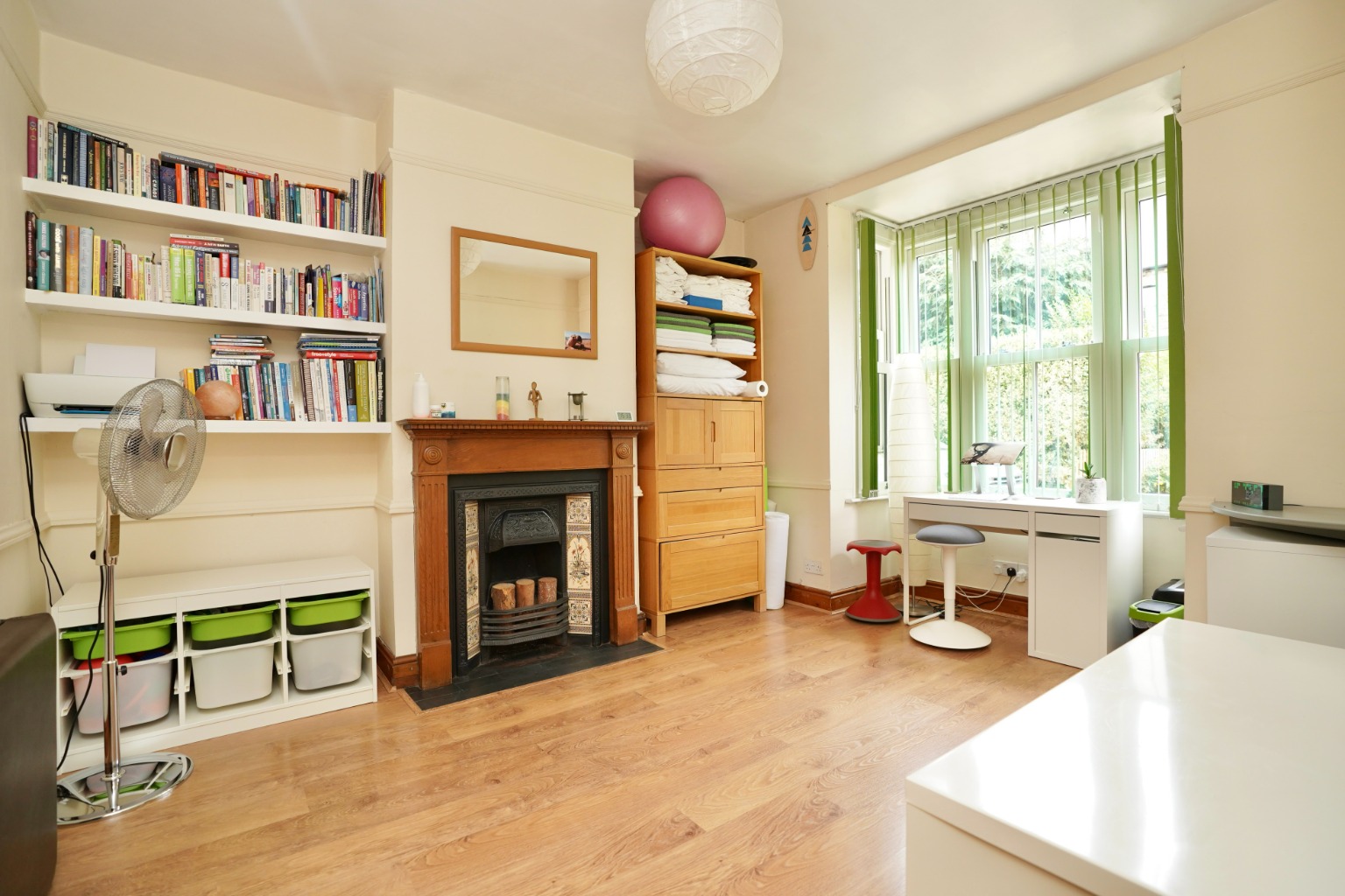 2 bed terraced house for sale in St John's Road, St Ives  - Property Image 3