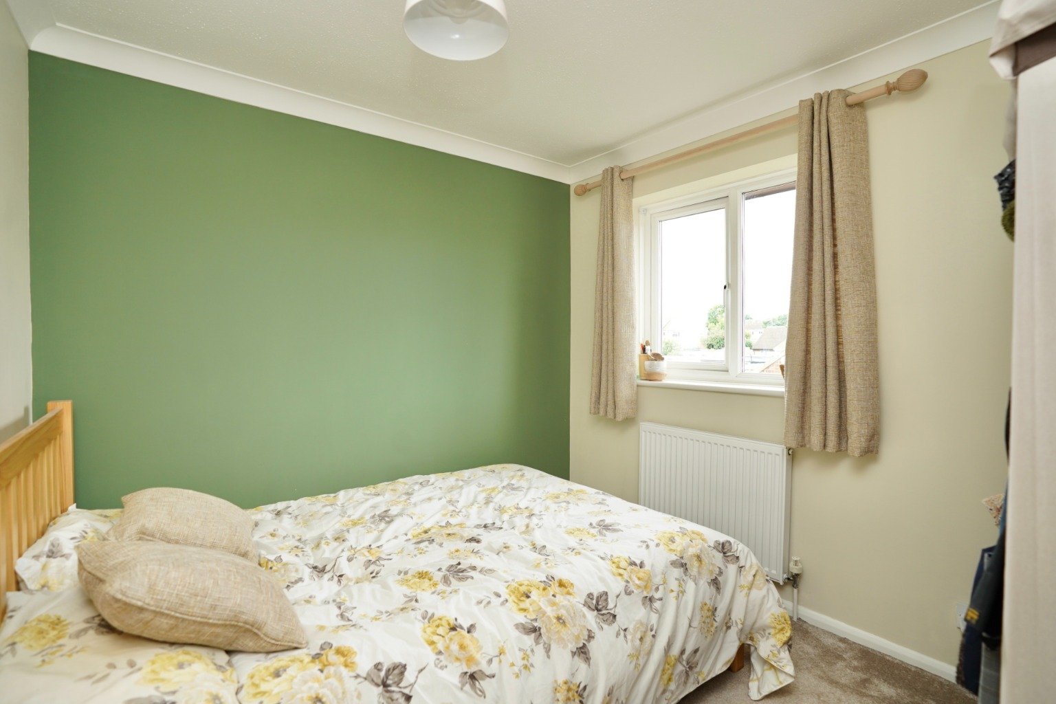3 bed terraced house for sale in Edinburgh Drive, St. Ives  - Property Image 10