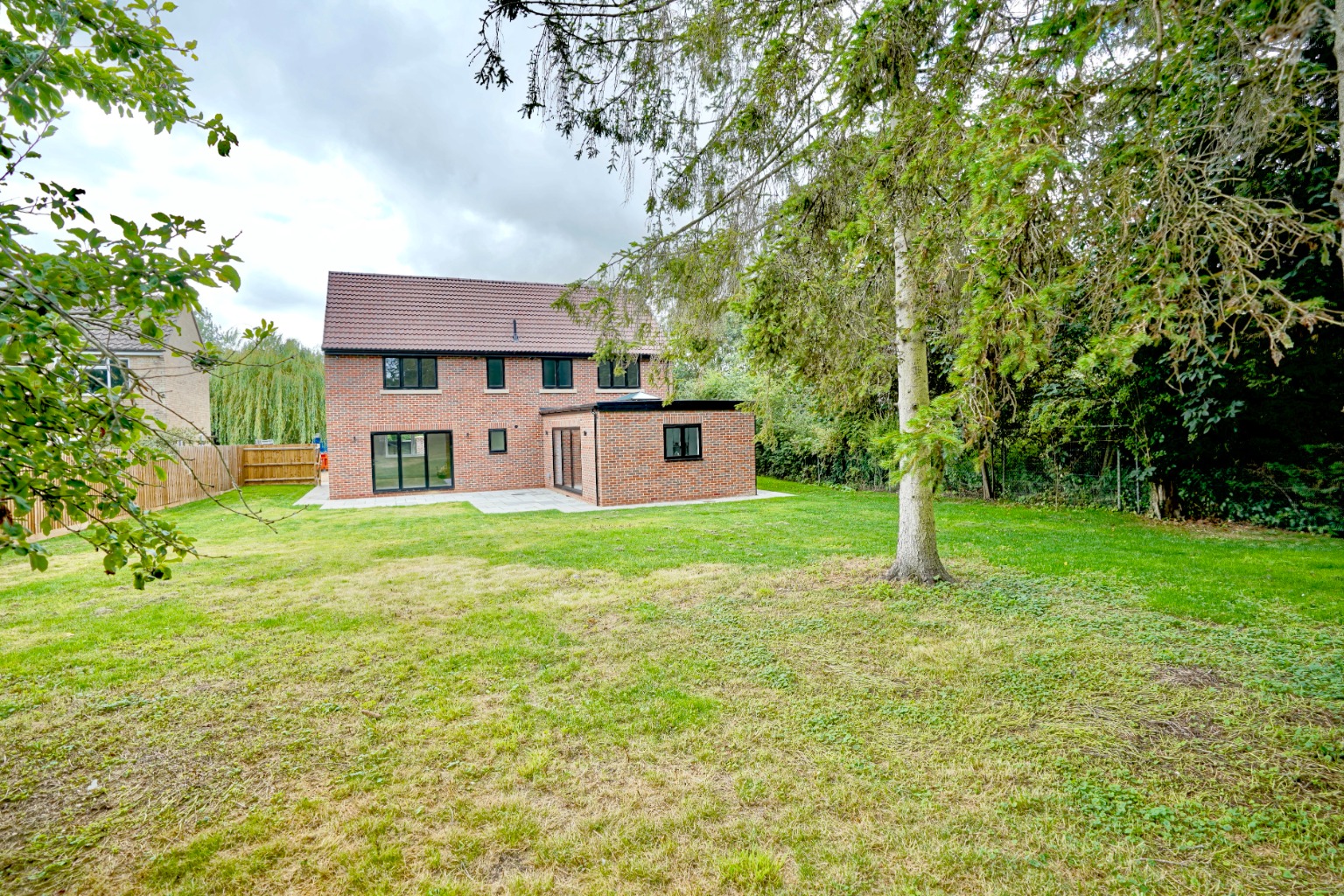 4 bed detached house for sale in High Street, Huntingdon 19