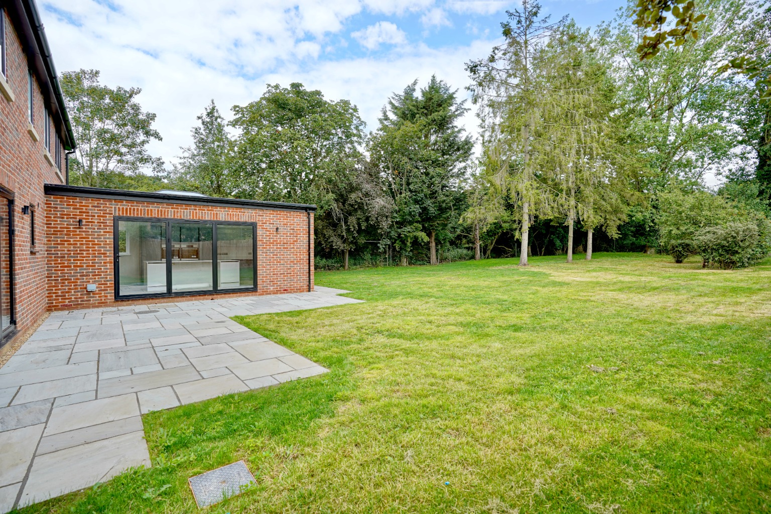 4 bed detached house for sale in High Street, Huntingdon 18