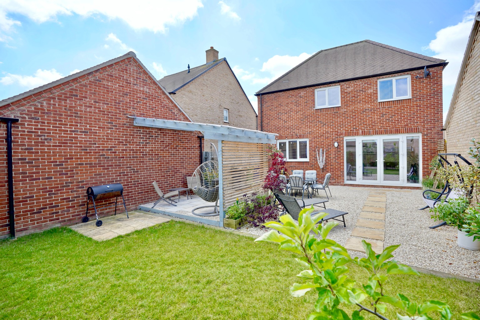4 bed detached house for sale in Bardolph Way, Huntingdon  - Property Image 19