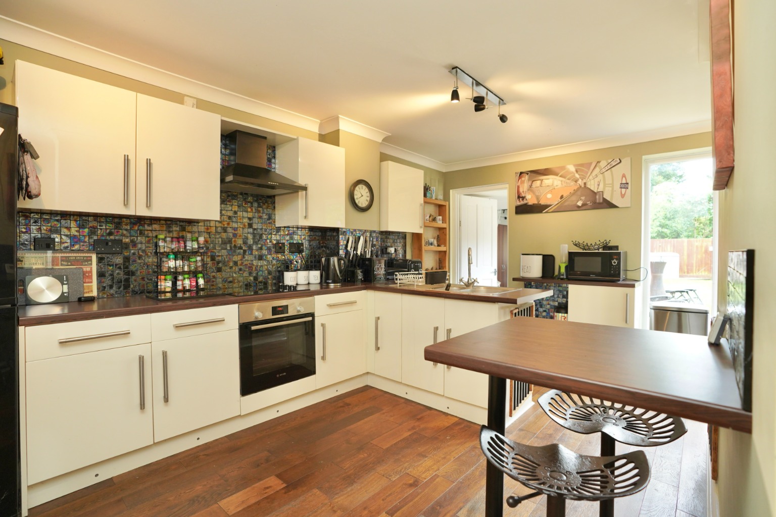 3 bed terraced house for sale in Houghton Road, St. Ives  - Property Image 2
