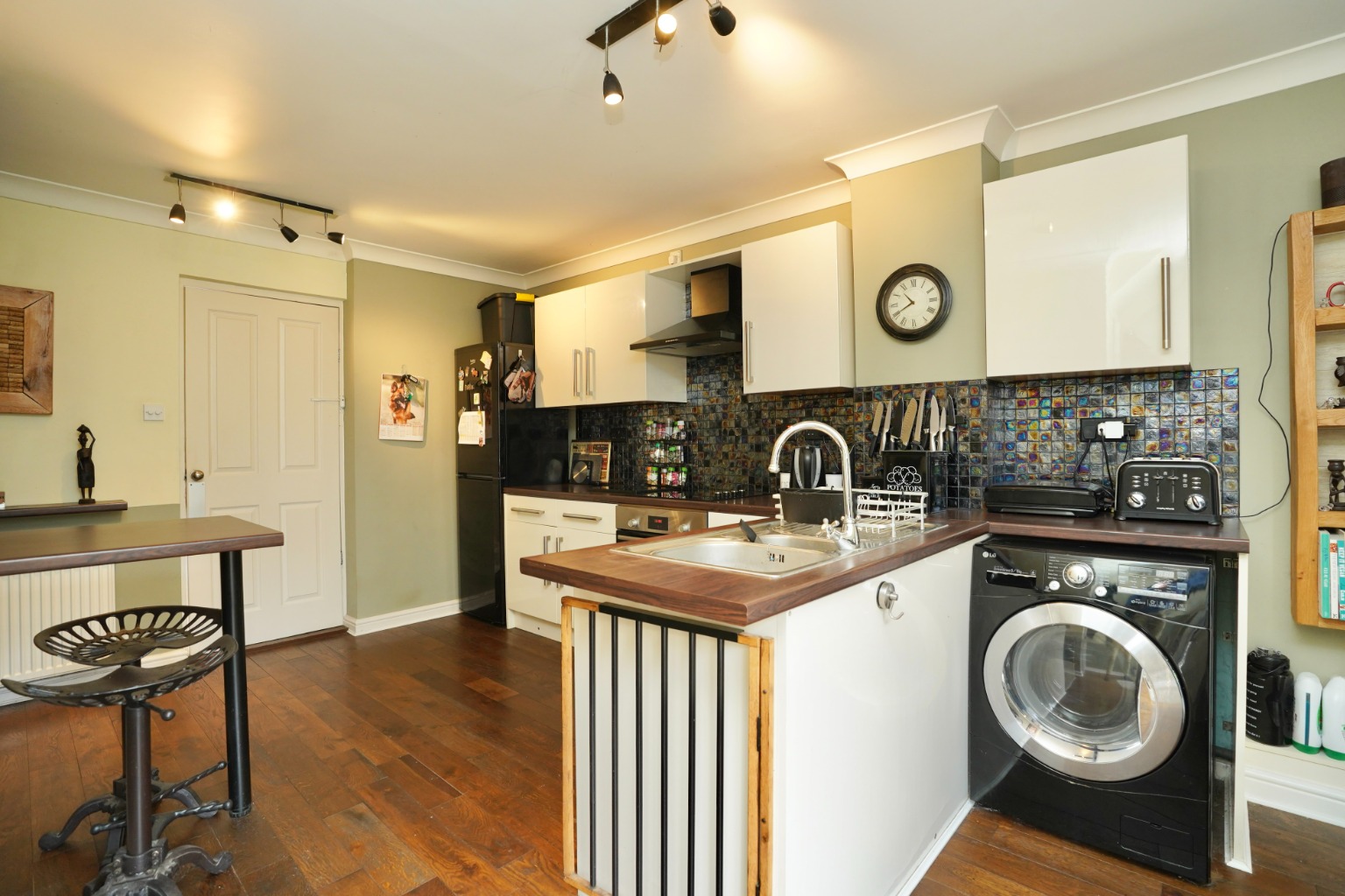 3 bed terraced house for sale in Houghton Road, St. Ives  - Property Image 5