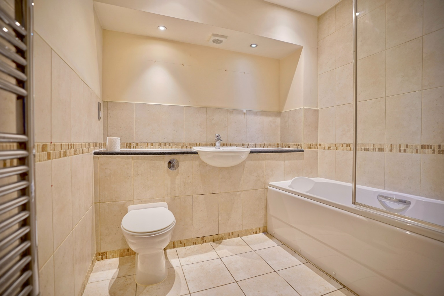 2 bed penthouse for sale in Bradbury Place, Huntingdon  - Property Image 3