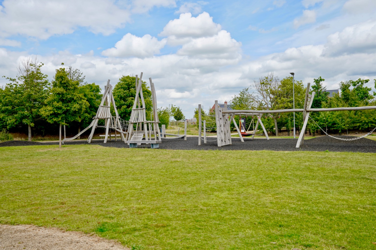 4 bed detached house for sale in Somning Close, Huntingdon 15