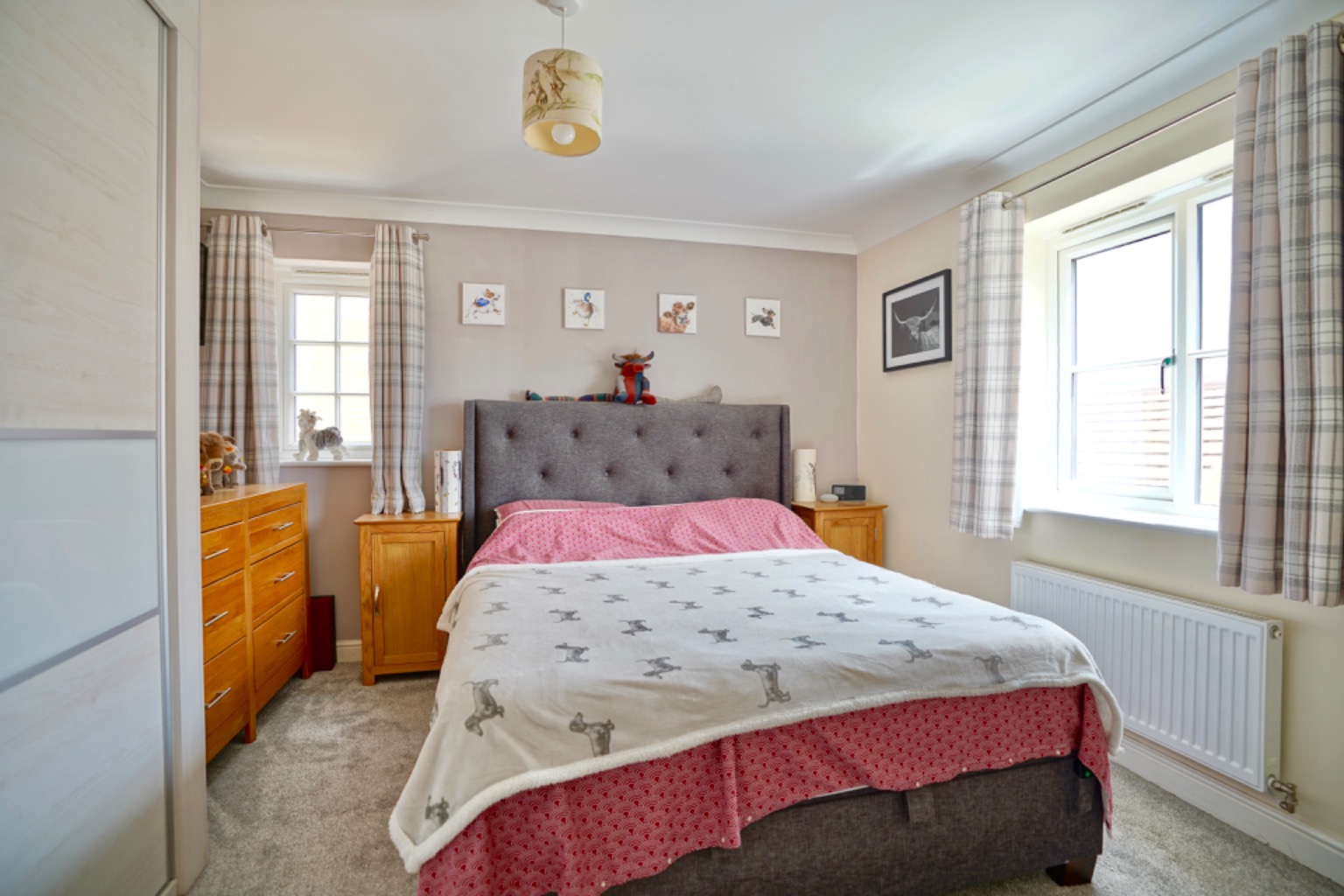 4 bed detached house for sale in Somning Close, Huntingdon  - Property Image 9