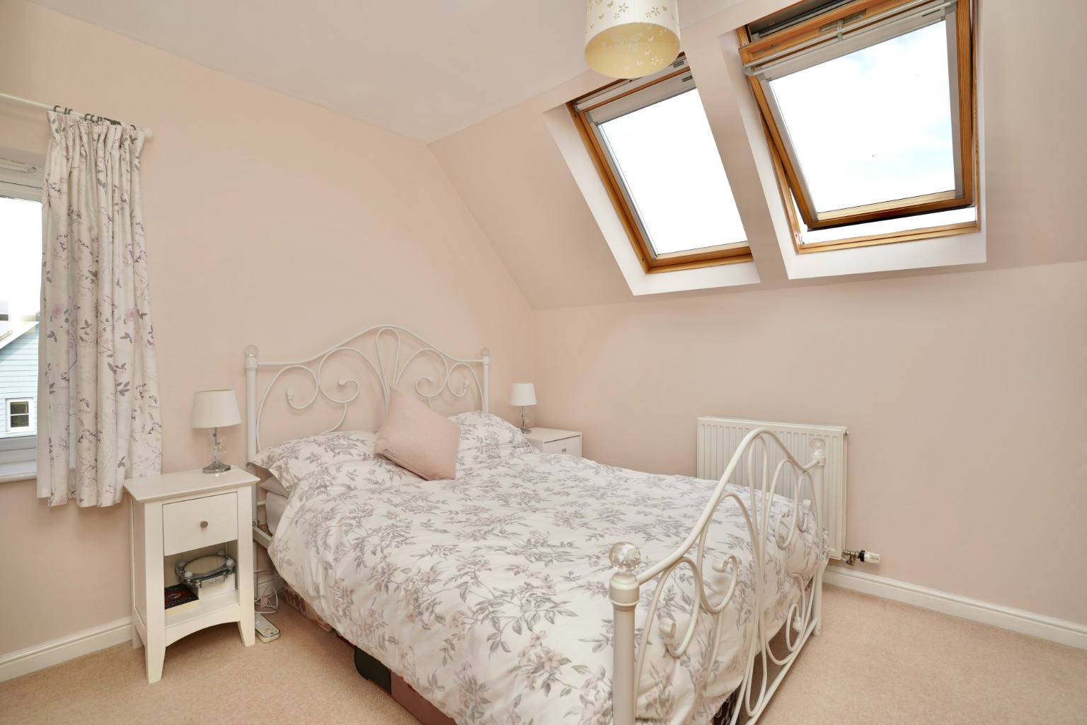 2 bed flat for sale in Stokes Drive, Huntingdon 4