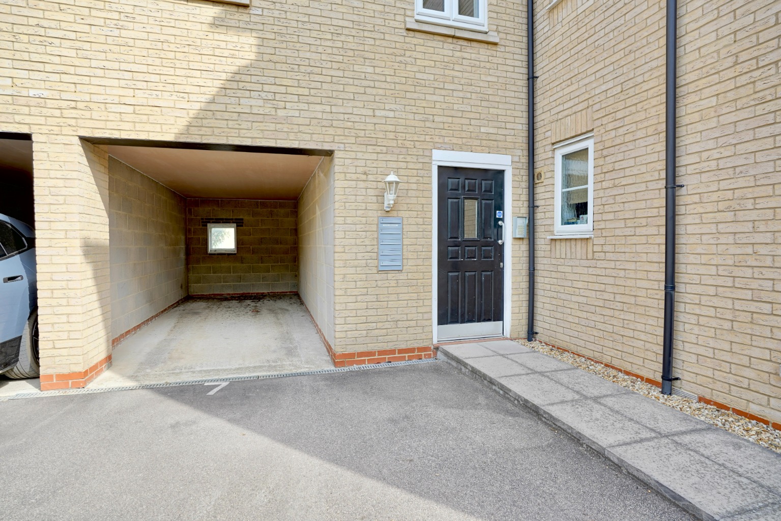 2 bed flat for sale in Stokes Drive, Huntingdon 8