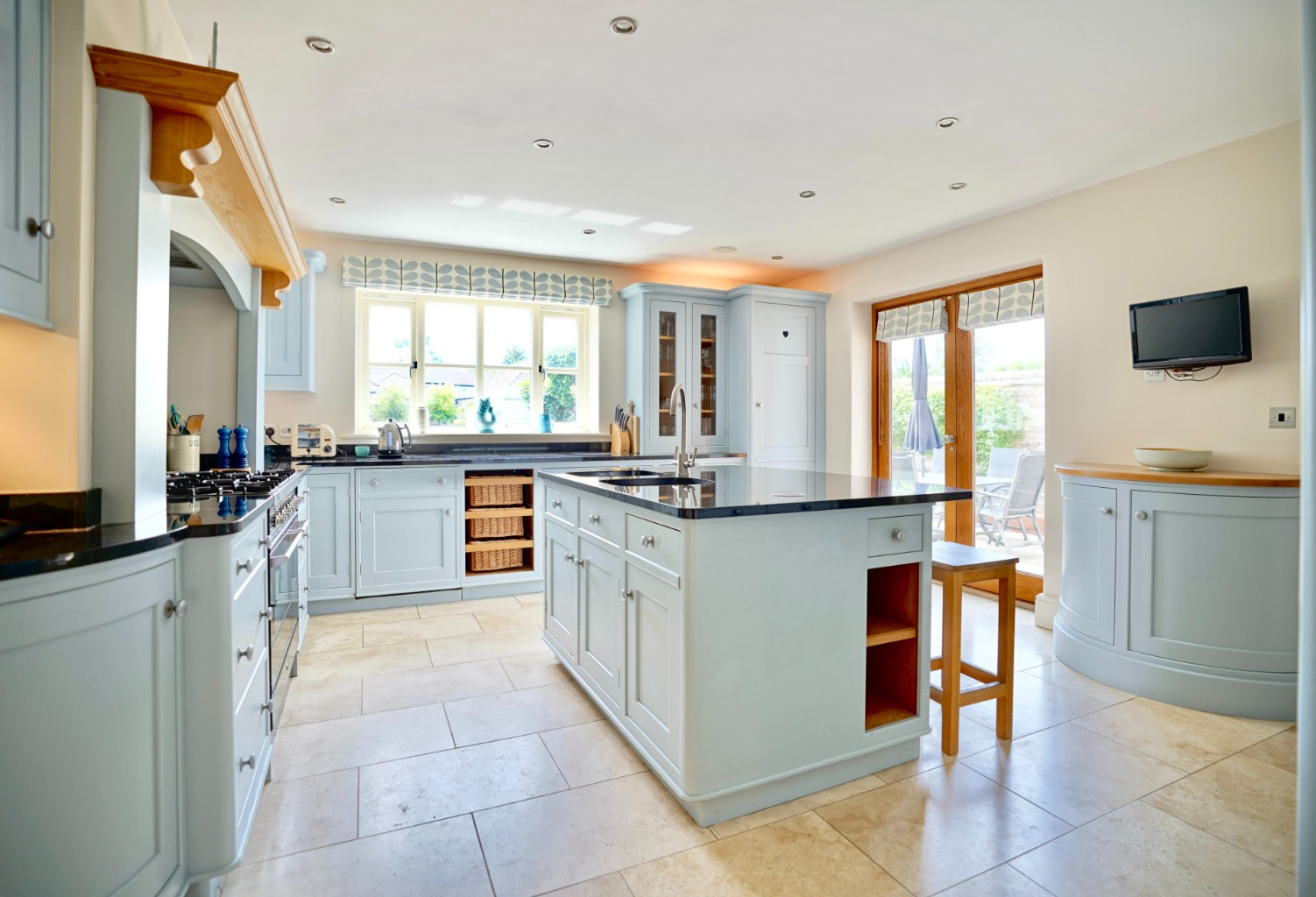 4 bed detached house for sale in The Bumbles, Huntingdon  - Property Image 11