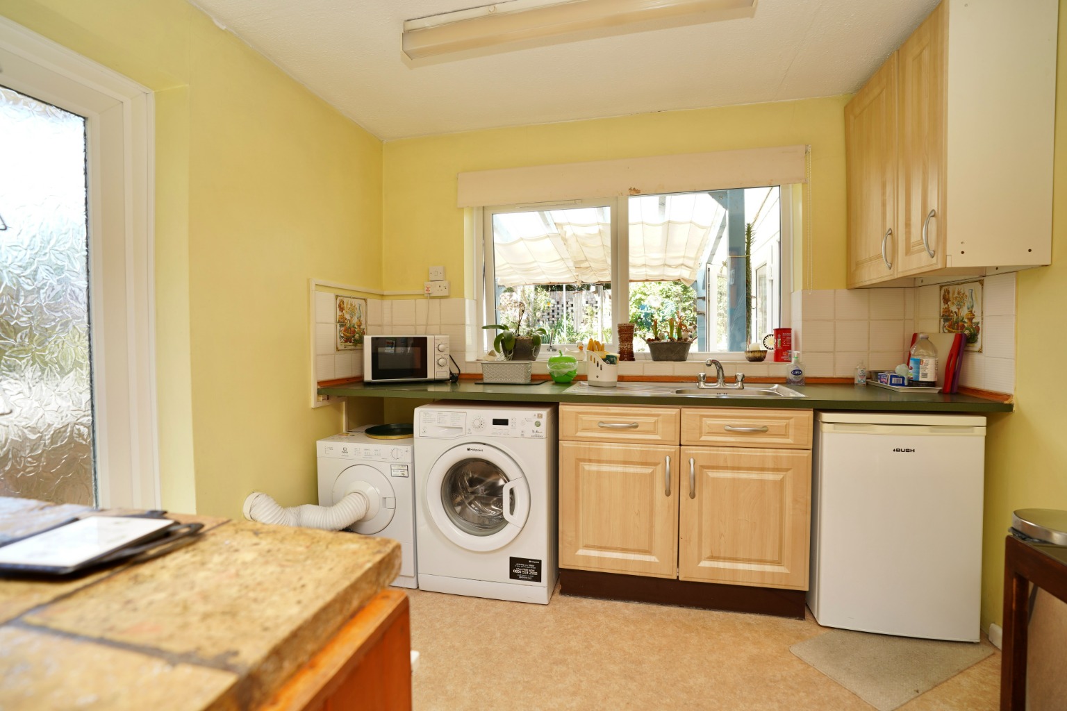 3 bed semi-detached house for sale in Hardy Close, Huntingdon  - Property Image 8