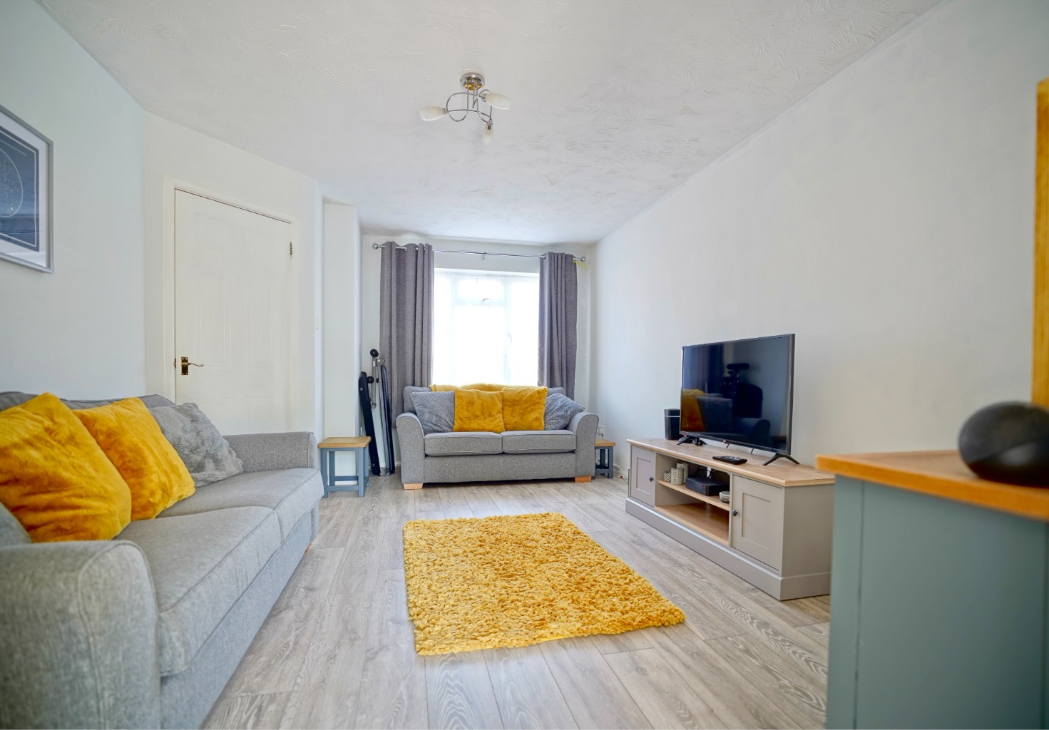 3 bed terraced house for sale in Ash Court, Huntingdon  - Property Image 2