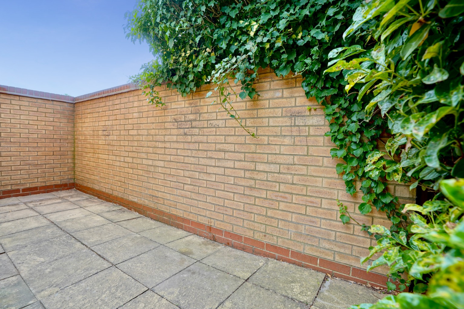 3 bed detached house for sale in Laws Crescent, Huntingdon 14