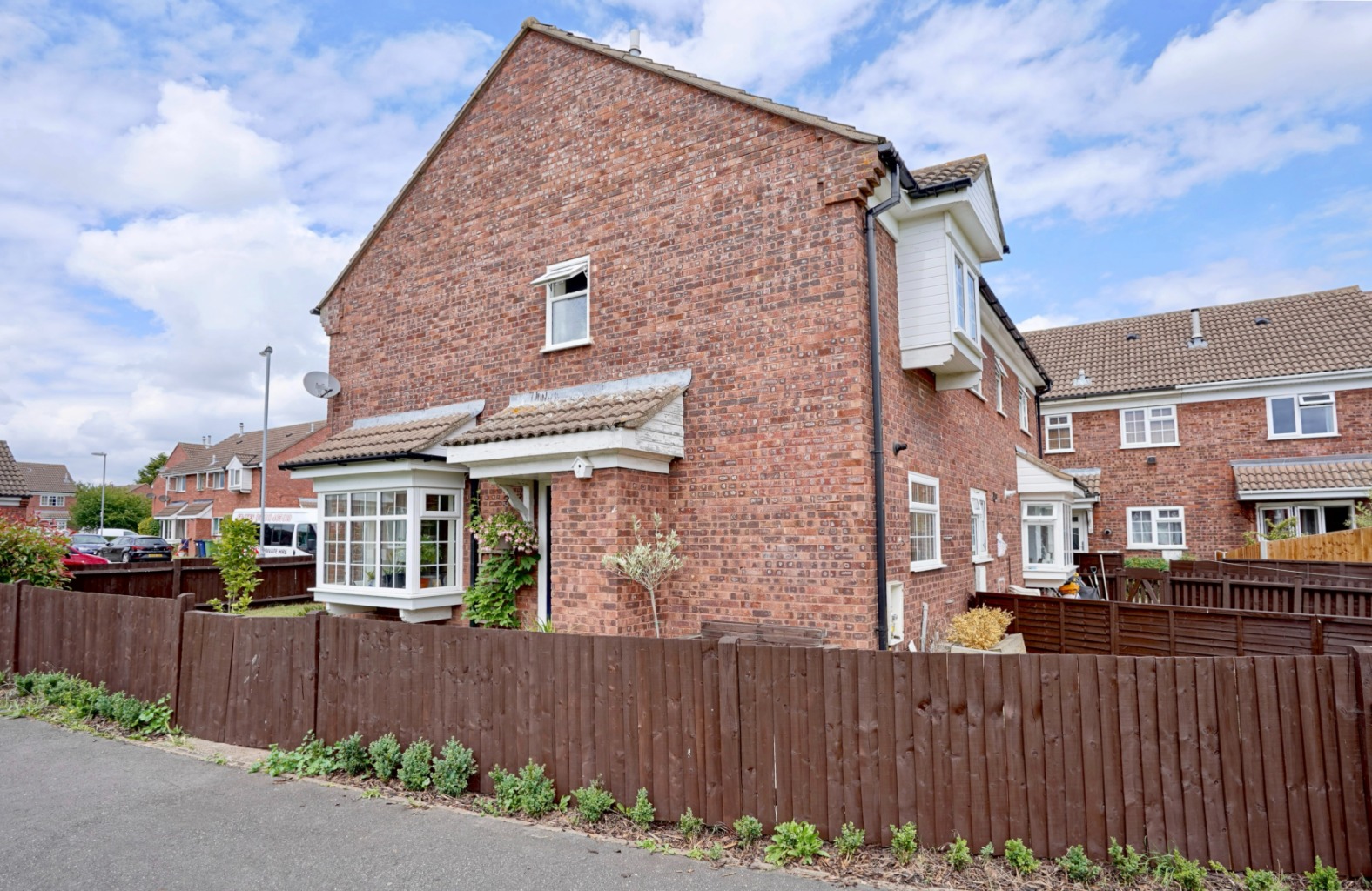 2 bed terraced house for sale in Rubens Way, St. Ives 9