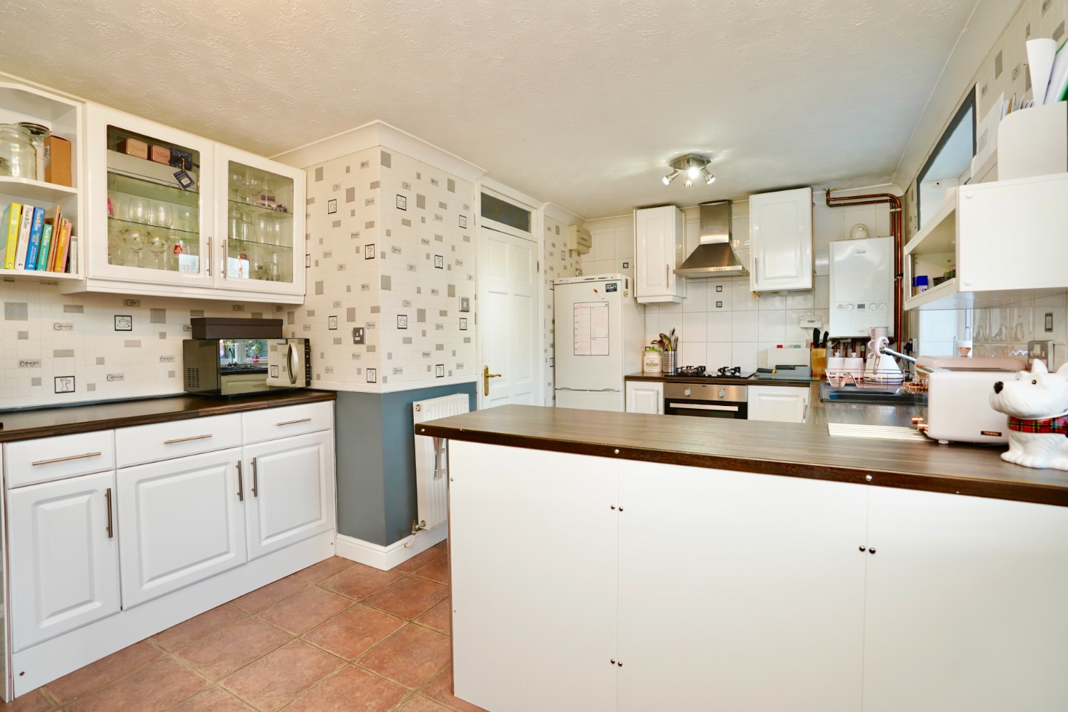 3 bed semi-detached house for sale in Ash End, Huntingdon 2