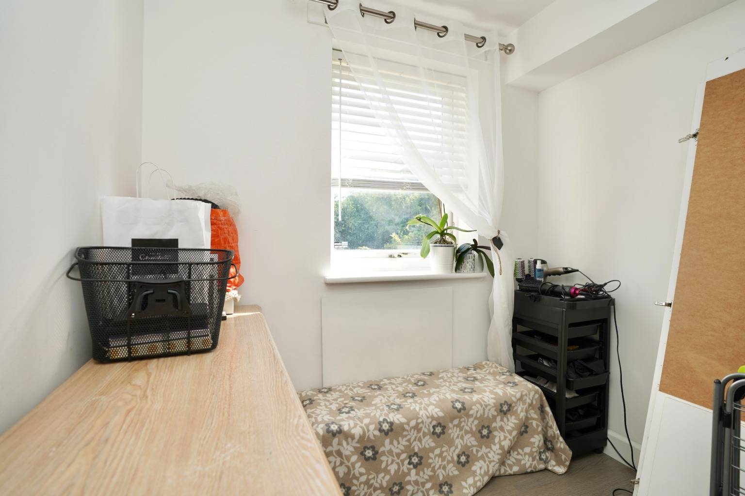 2 bed flat for sale in Ullswater, Huntingdon 5
