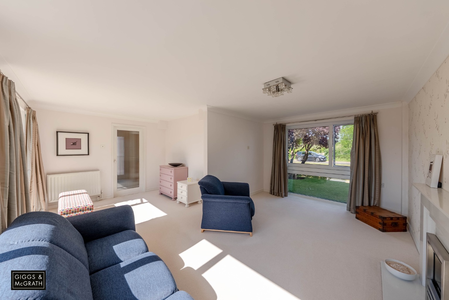 3 bed detached house for sale in North Road, Huntingdon 2