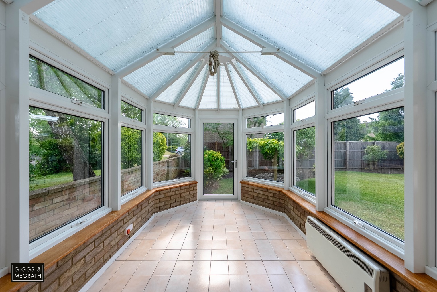 3 bed detached house for sale in North Road, Huntingdon 7