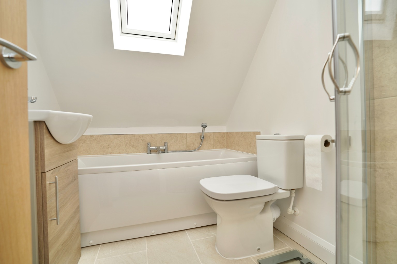 4 bed detached house for sale in Fen Road, Huntingdon 14