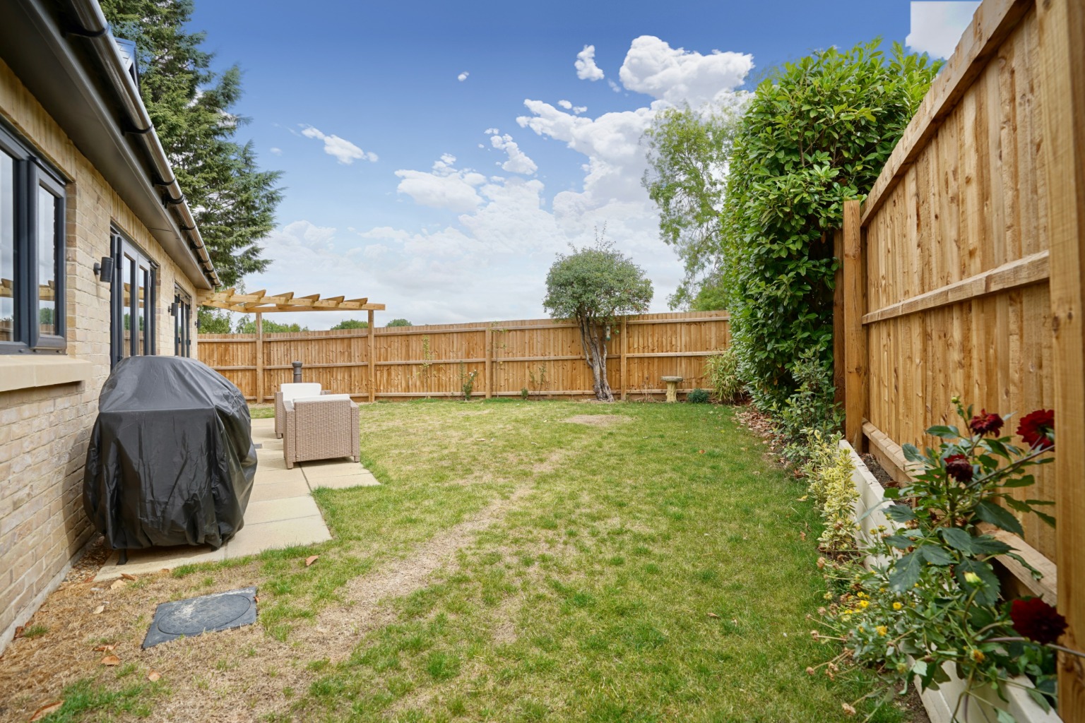 4 bed detached house for sale in Fen Road, Huntingdon 17