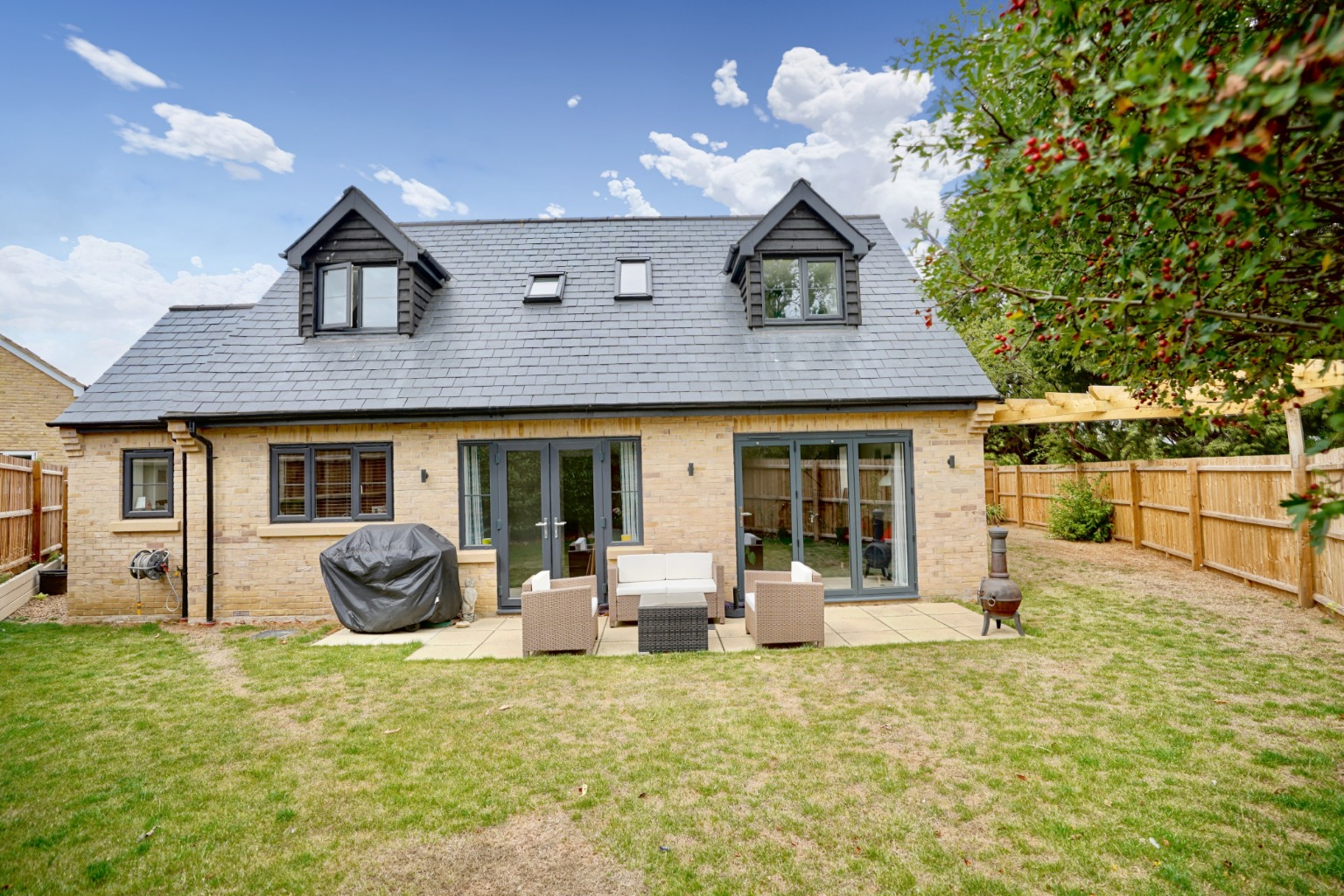 4 bed detached house for sale in Fen Road, Huntingdon 18