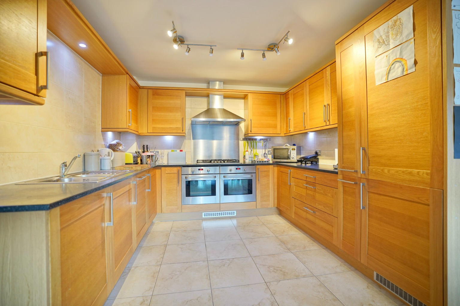 5 bed semi-detached house for sale in Manor Place, Huntingdon  - Property Image 2