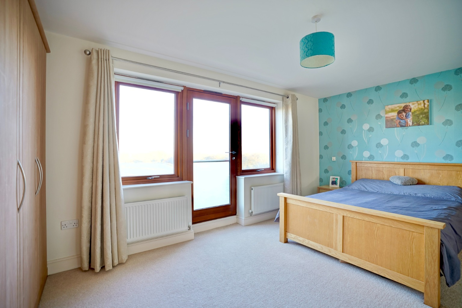 5 bed semi-detached house for sale in Manor Place, Huntingdon 10