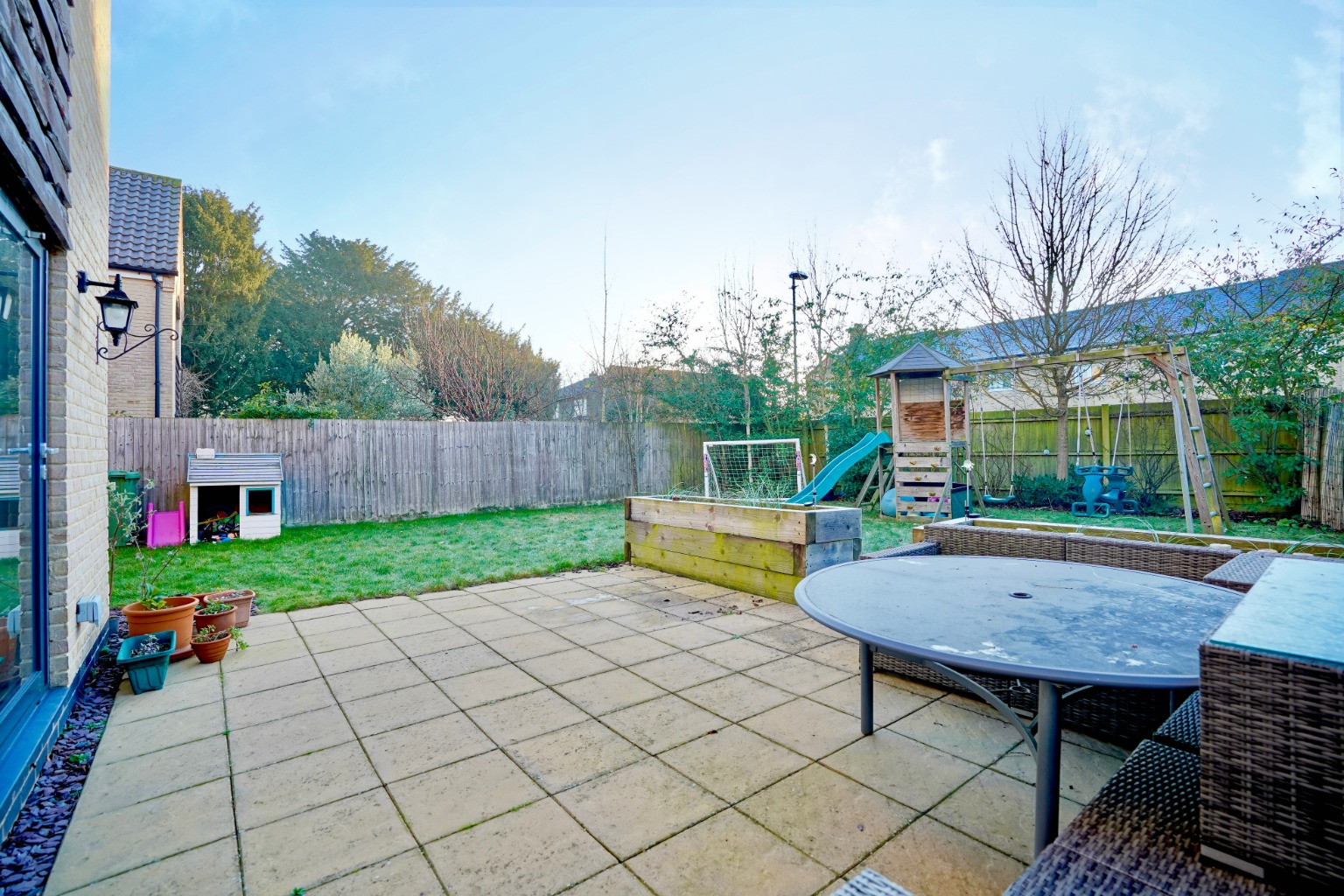 5 bed semi-detached house for sale in Manor Place, Huntingdon 18