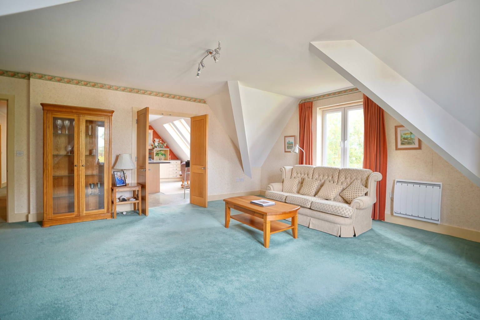 3 bed penthouse for sale in The Hurdles, Huntingdon  - Property Image 2