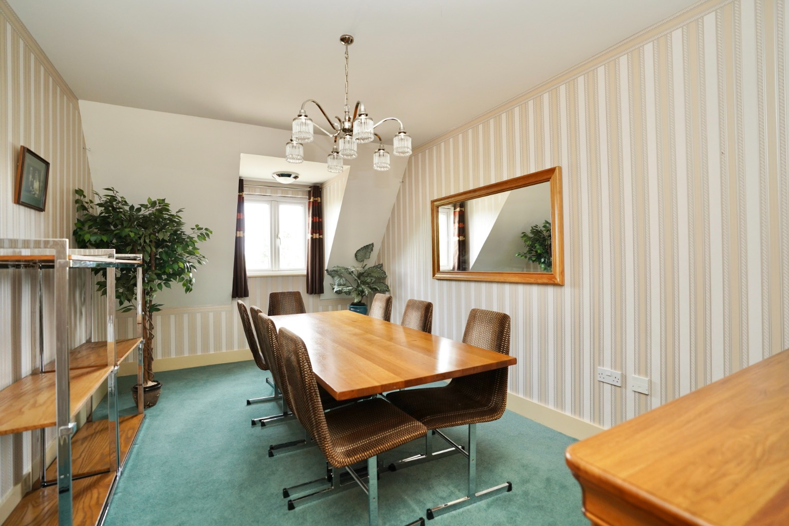 3 bed penthouse for sale in The Hurdles, Huntingdon 3