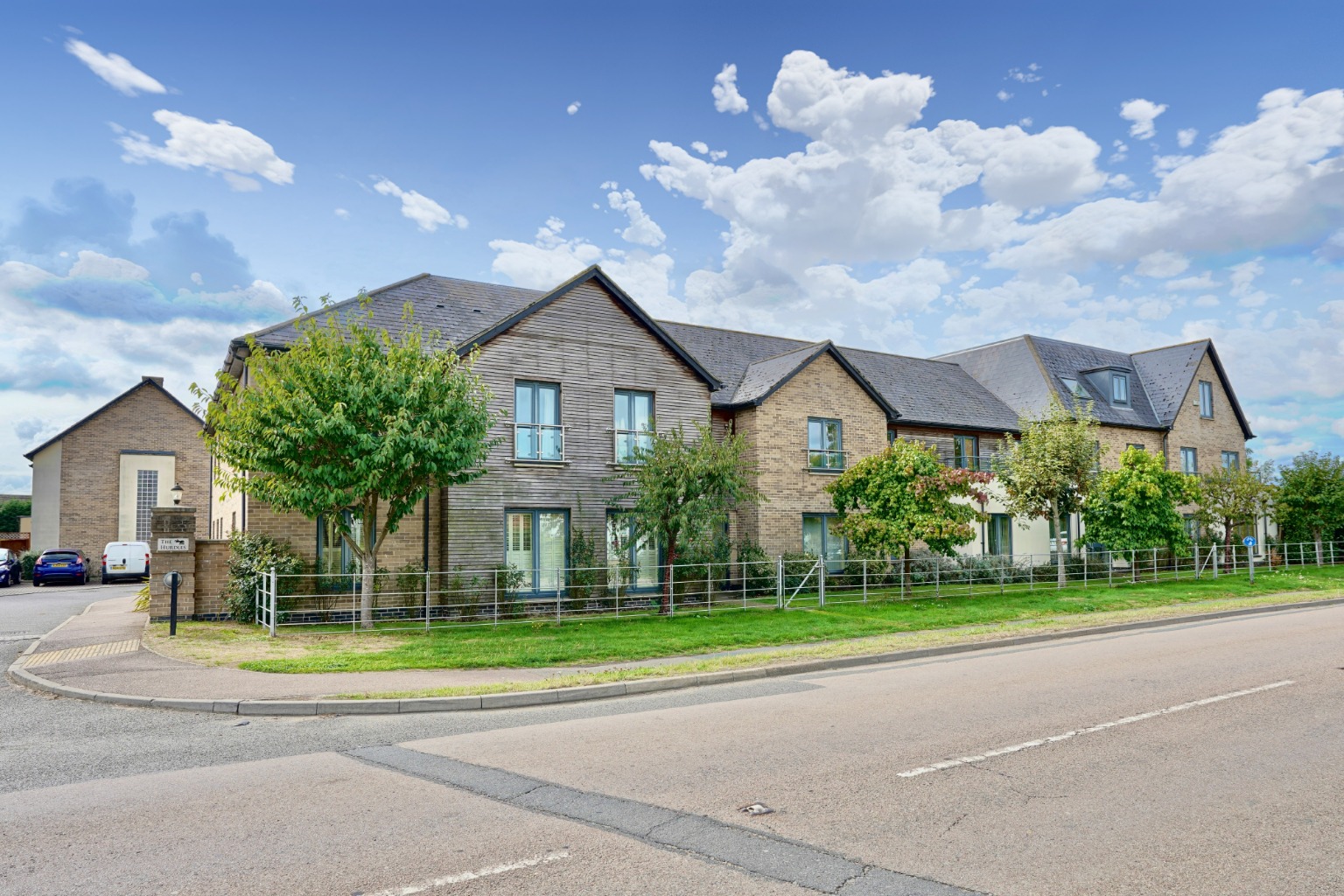 3 bed penthouse for sale in The Hurdles, Huntingdon 9