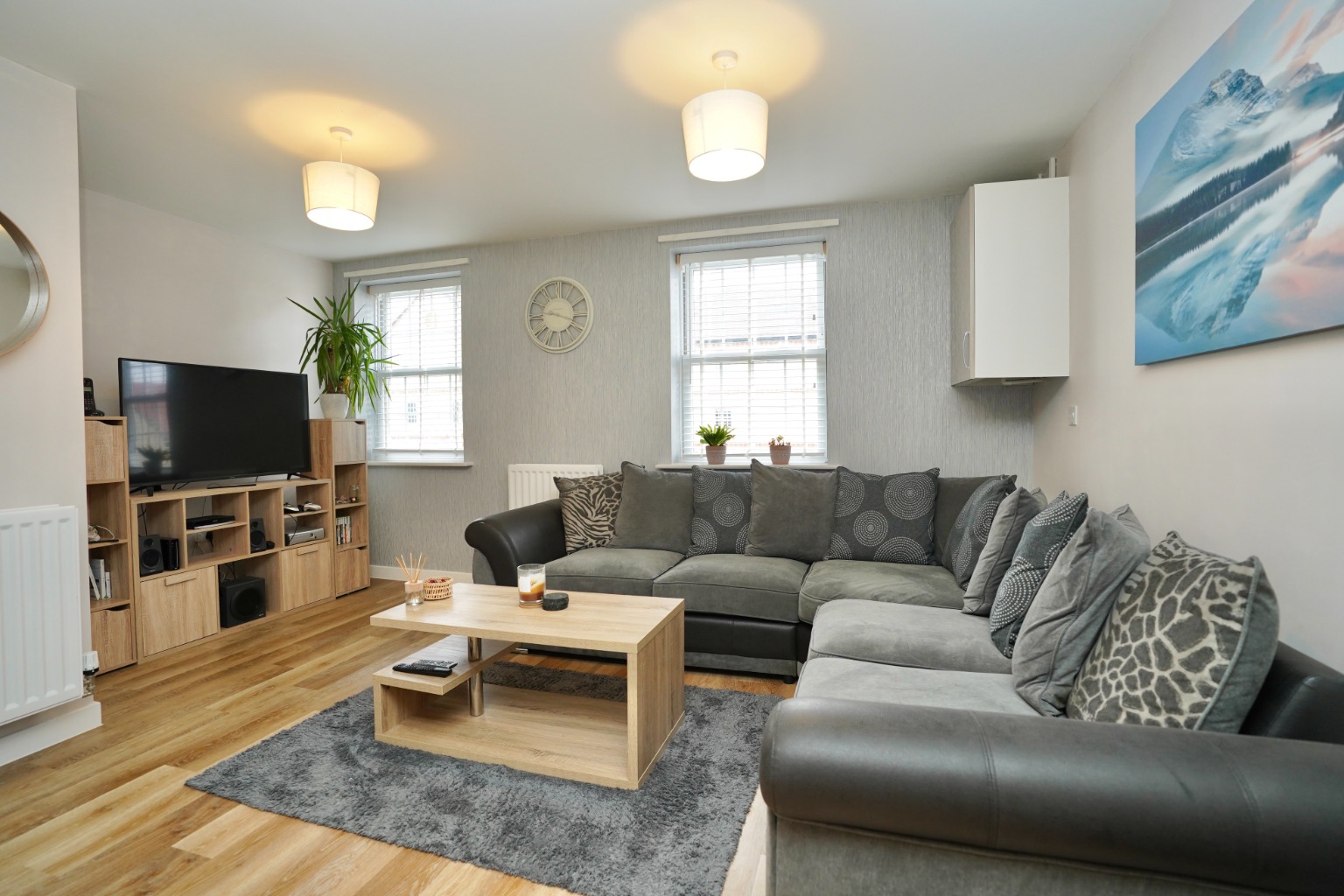 2 bed flat for sale in Walston Way, Huntingdon  - Property Image 3