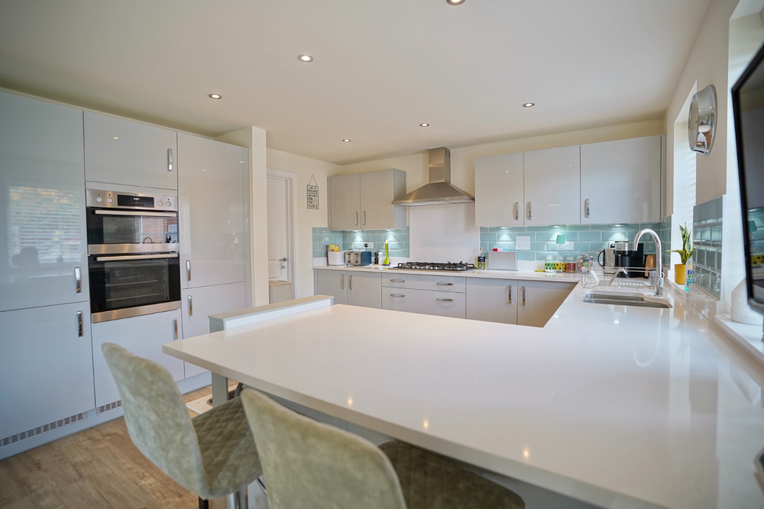 5 bed detached house for sale in Mahaddie Way, Huntingdon 9